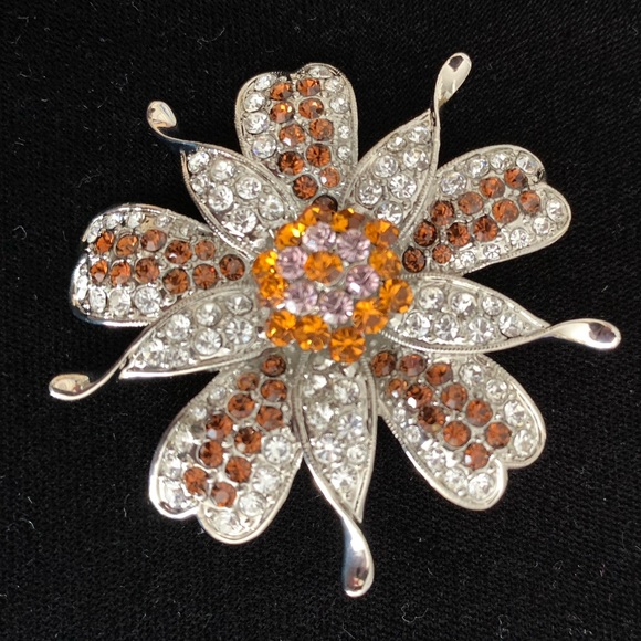 🆕🔥Gorgeous White-MeriGold-Lilac Crystals Brooch - Picture 1 of 8